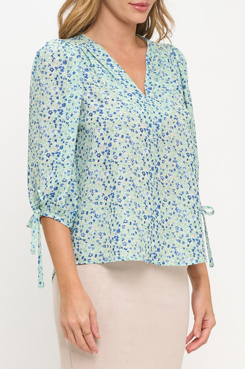 Ditsy Floral Print V neck Top